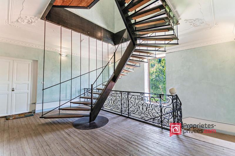 Loft - 135 m² - 3 pièces