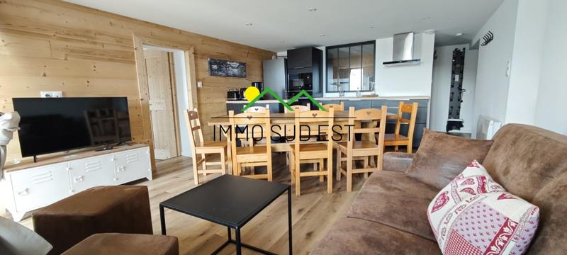 Châlet - 228 m² - 9 pièces