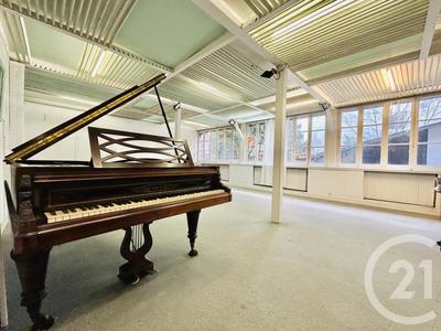 Maison de ville - 334 m² - 21 pièces