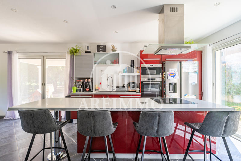 Maison - 117 m² - 6 pièces