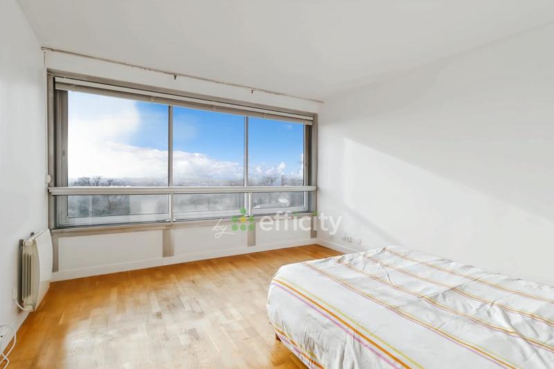 Appartement - 144 m² - 6 pièces