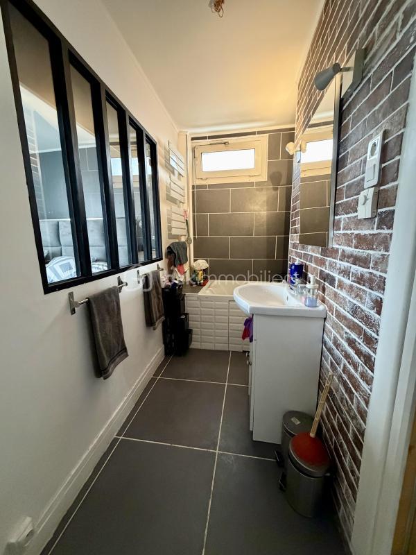 Appartement - 64 m² - 4 pièces