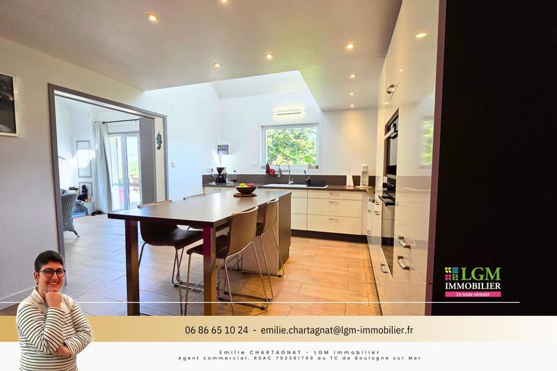 Maison - 140 m² - 5 pièces