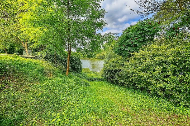 Maison - 200 m² - 5 pièces