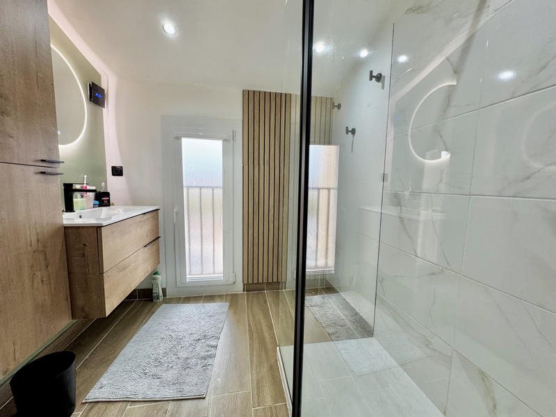 Appartement - 82 m² - 3 pièces