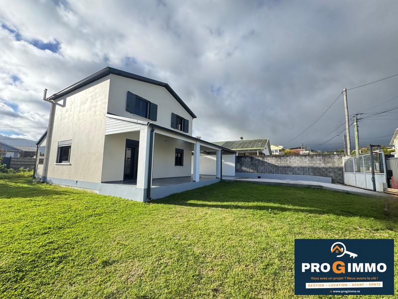 Maison traditionnelle - 90 m² - 4 pièces