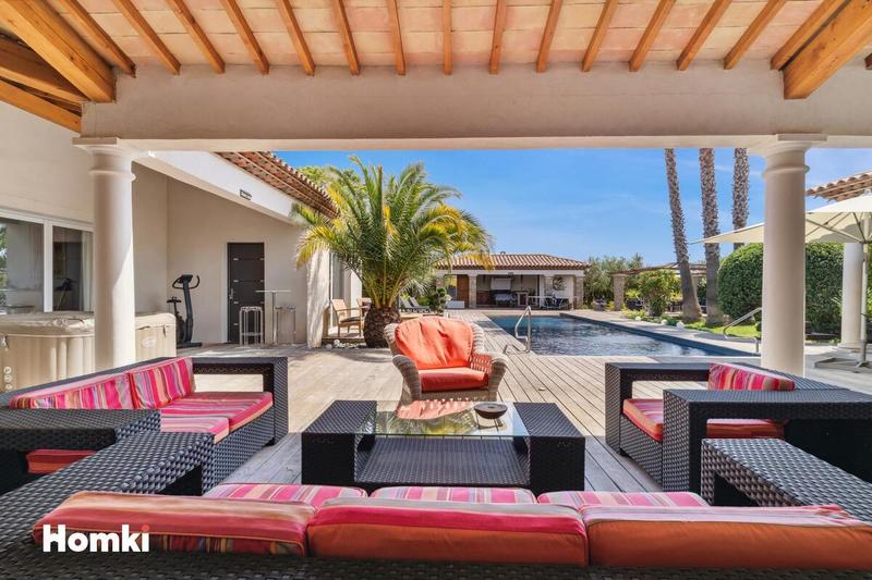 Villa - 210 m² - 5 pièces