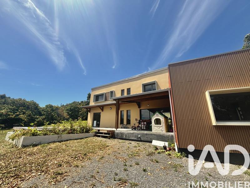 Maison de maîtres - 140 m² - 4 pièces