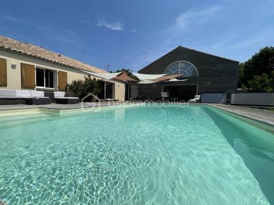 Villa - 310 m² - 12 pièces