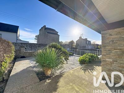 Maison de ville - 166 m² - 9 pièces