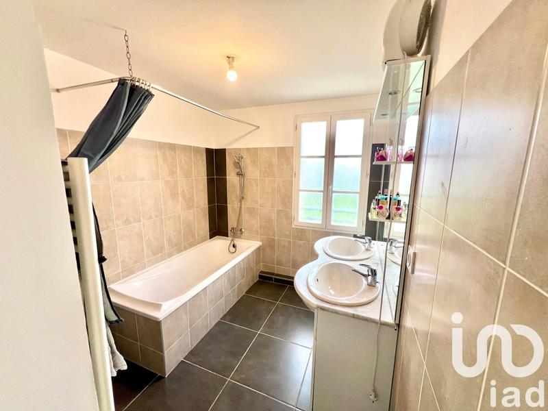 Maison de village - 112 m² - 5 pièces