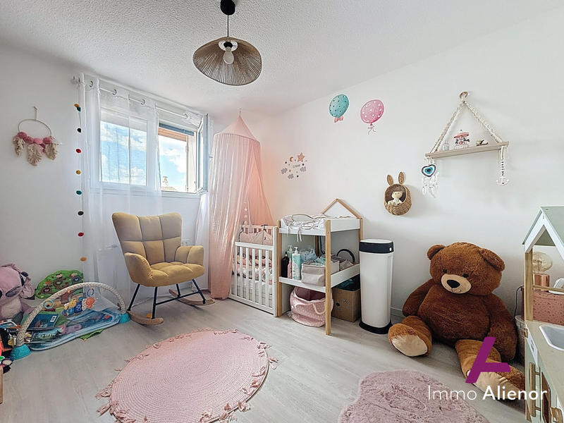 Maison traditionnelle - 86 m² - 4 pièces