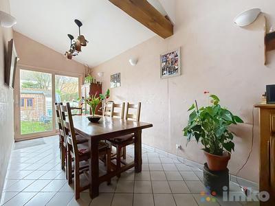 Maison - 105 m² - 4 pièces