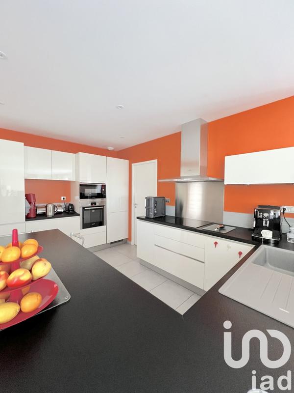 Maison - 133 m² - 6 pièces