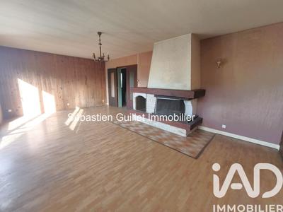Maison - 99 m² - 6 pièces