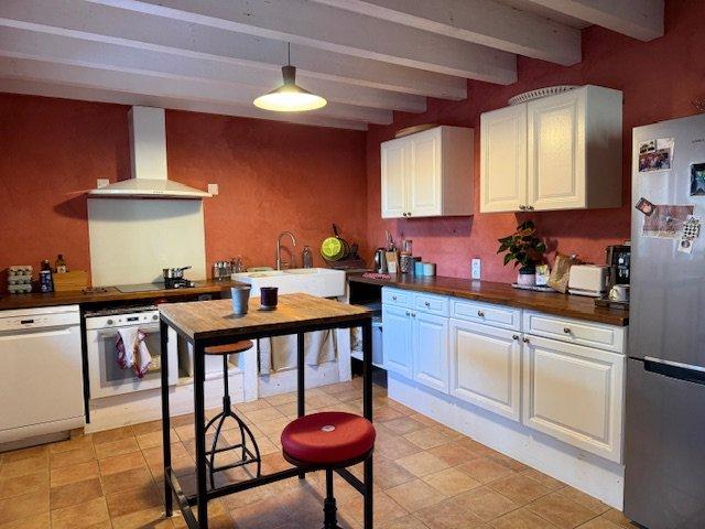 Corps de ferme - 342 m² - 10 pièces