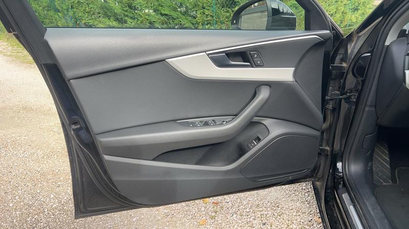 Audi A4 V 2.0 Tdi 150 s-Tronic7 Design - Automatique Toit ouvrant