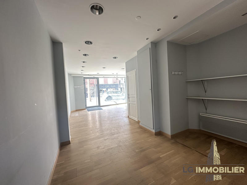 Local commercial - 50 m² - 2 pièces