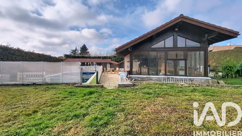 Maison - 102 m² - 5 pièces