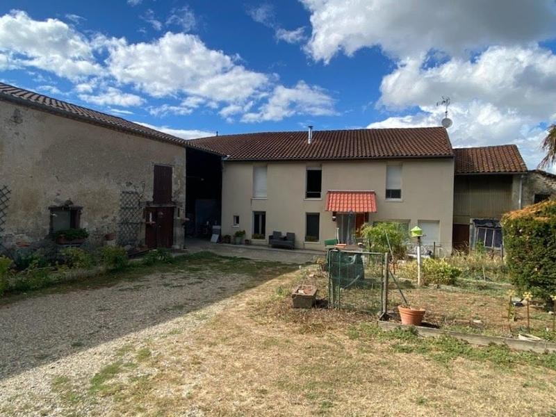 Propriété - 300 m² - 8 pièces