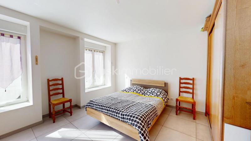 Maison de ville - 256 m² - 6 pièces