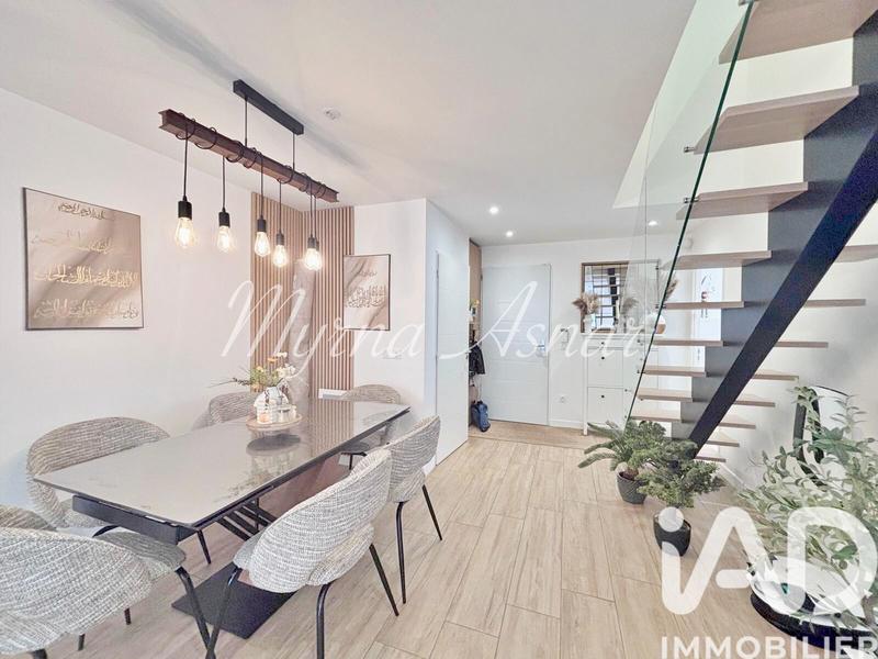 Maison - 122 m² - 6 pièces