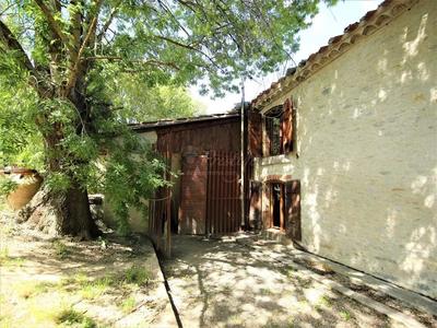 Maison - 285 m² - 10 pièces