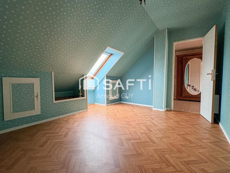 Maison - 128 m² - 7 pièces