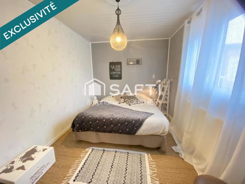 Maison - 122 m² - 8 pièces