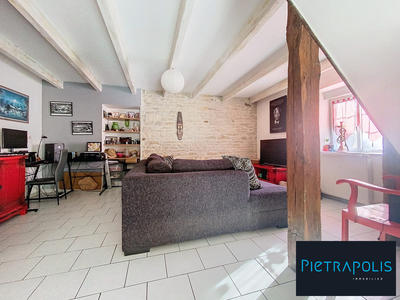 Appartement - 98 m² - 4 pièces