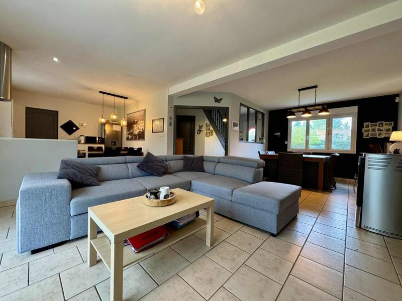 Maison - 113 m² - 6 pièces