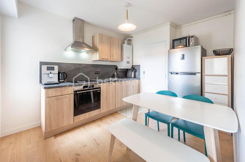 Appartement - 62 m² - 2 pièces