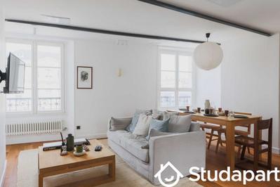 Appartement - 90 m² - 2 pièces