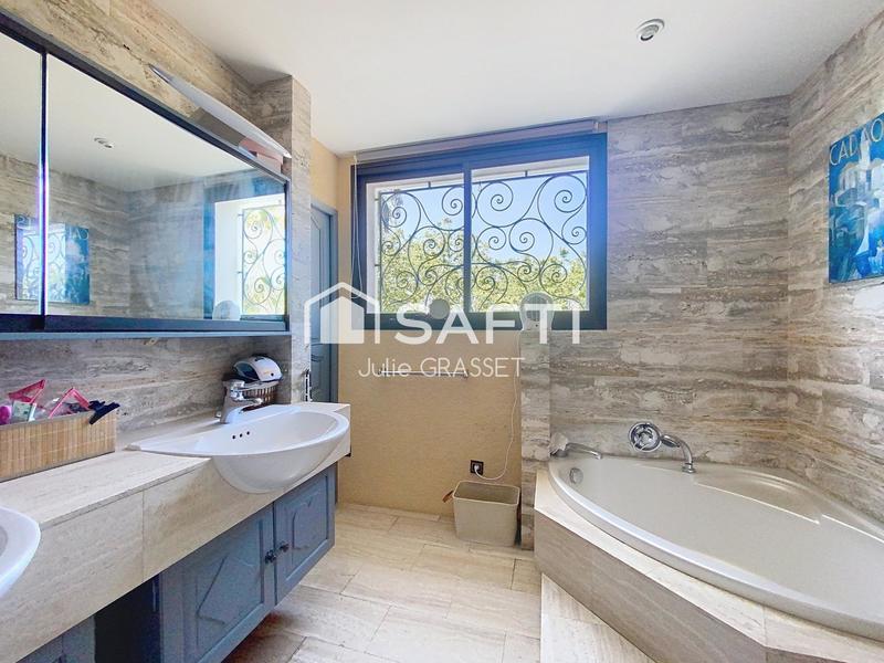 Maison de ville - 158 m² - 5 pièces