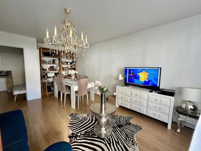 Appartement - 86 m² - 4 pièces