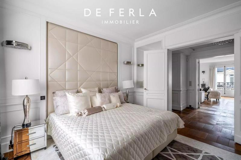 Appartement - 183 m² - 5 pièces