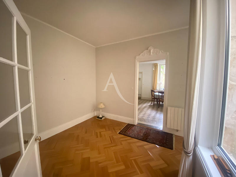 Maison - 197 m² - 8 pièces