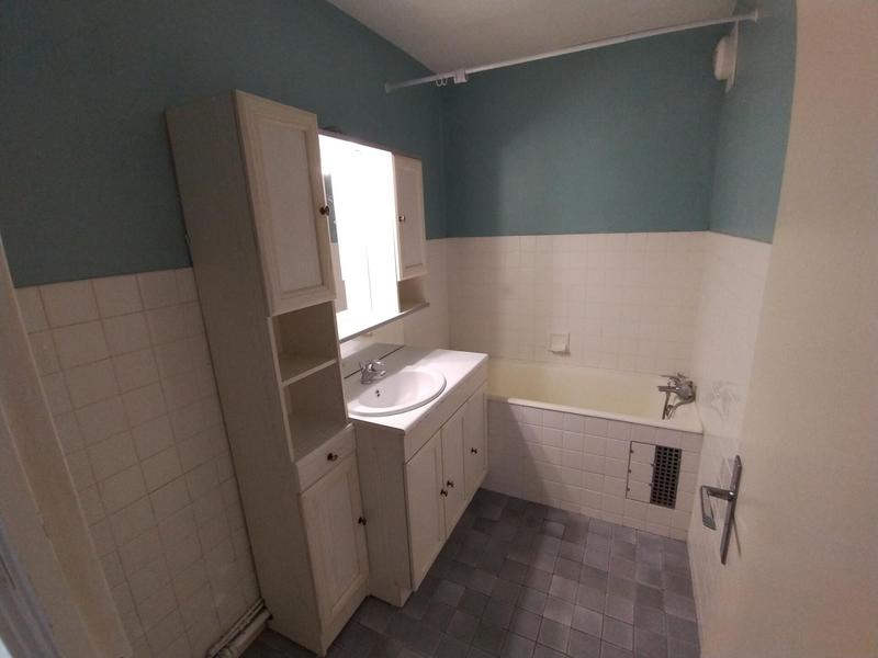 Appartement - 84 m² - 4 pièces