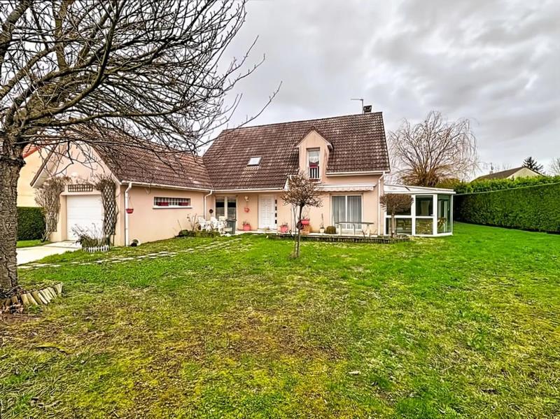Maison - 165 m² - 5 pièces