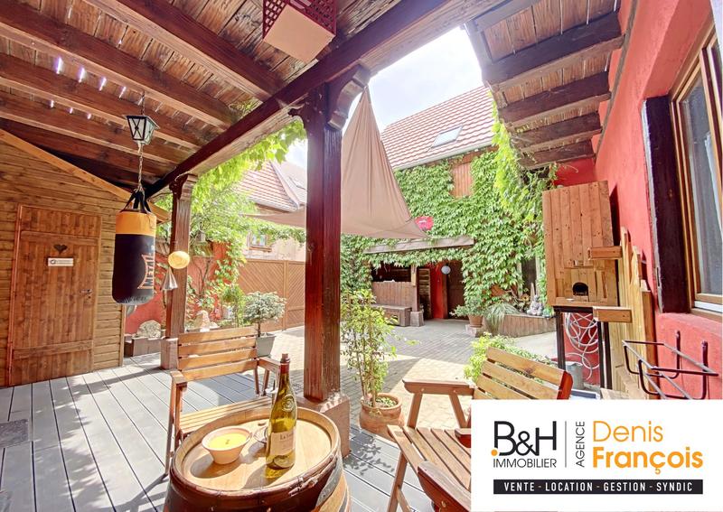 Maison ancienne - 250 m² - 8 pièces