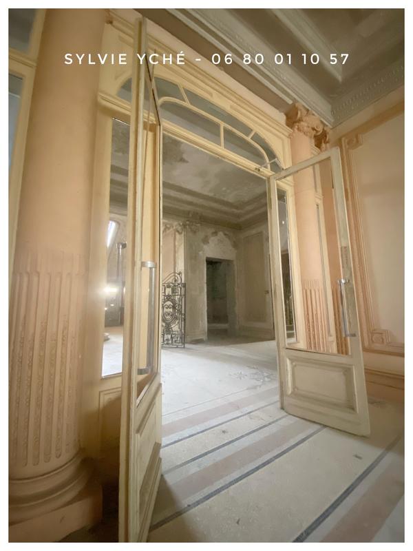 Appartement - 65 m² - 2 pièces