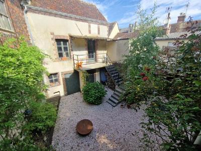 Maison - 86 m² - 4 pièces