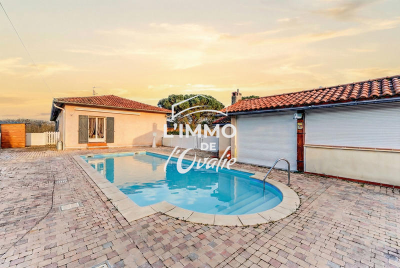 Maison - 211 m² - 7 pièces