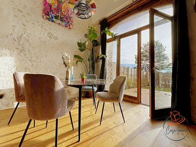 Maison - 203 m² - 7 pièces