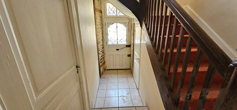 Maison - 190 m² - 9 pièces