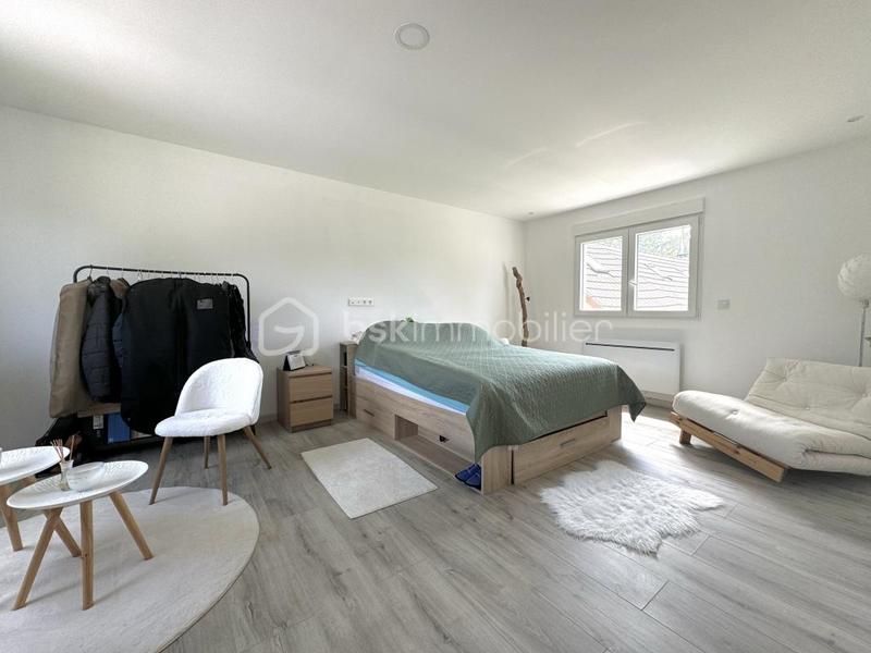 Maison - 140 m² - 6 pièces