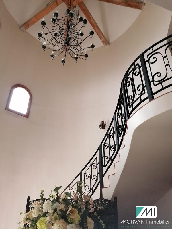 Maison contemporaine - 269 m² - 10 pièces