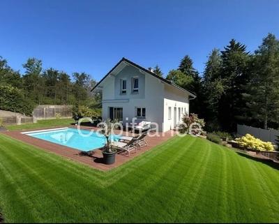 Maison - 118 m² - 4 pièces