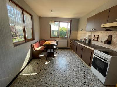 Maison - 110 m² - 5 pièces