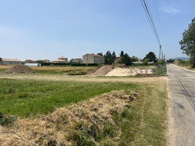 Terrain constructible - 720 m²